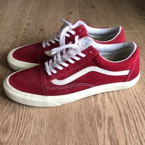 Men’s original Vans Old Skool, Red, Size 11